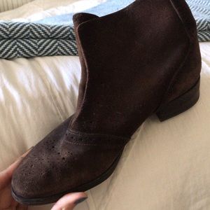 Elizabeth & James Booties